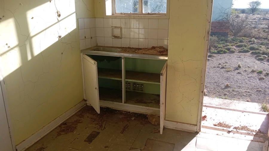 2 Bedroom Property for Sale in Aberdeen Eastern Cape